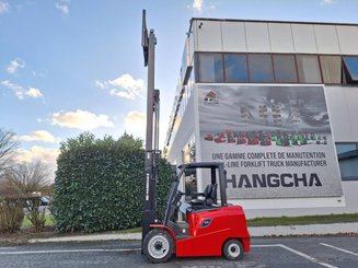 4-Rad Gabelstapler Hangcha AE30