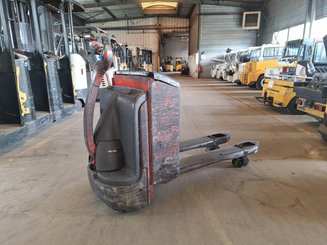 Niederhubwagen mit Deichsel Fenwick T18