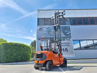 4-Rad Gabelstapler Nissan F04D40Q - 10
