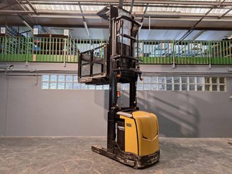 Hochhub-Kommissionierer Caterpillar NOH10N