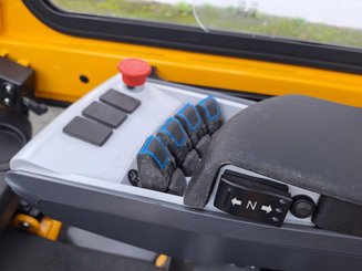 4-Rad Gabelstapler Hangcha XE35i (CPD35-XEY2-SI)