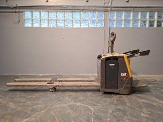 Niederhubwagen Fahrerstand Caterpillar NPV20N2