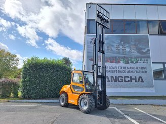 Geländestapler Hangcha TT30i-4 (CPD30-XY2GC-RT4) 
