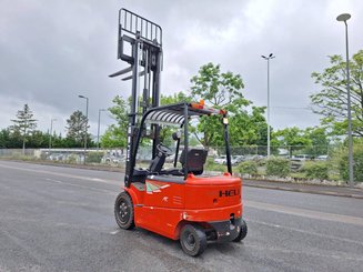 4-Rad Gabelstapler Heli CPD30