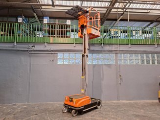 Senkrechtlift JLG 10MSP