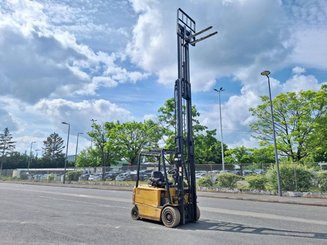 4-Rad Gabelstapler Caterpillar EP25K-PAC