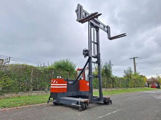 Mehrwege-Seitenstapler AMLIFT CEL25-1245