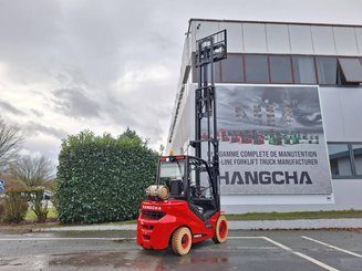 4-Rad Gabelstapler Hangcha XF35G-2