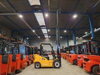 4-Rad Gabelstapler Hangcha XE25
