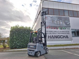 4-Rad Gabelstapler Hangcha AE15