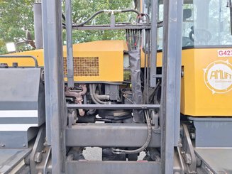 Mehrwege-Seitenstapler Combilift C8000-15