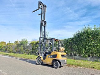 4-Rad Gabelstapler Caterpillar GP30NTD - 9