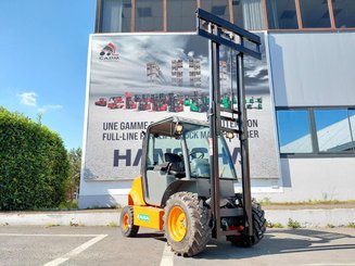 Geländestapler Ausa C150H