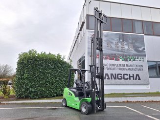 4-Rad Gabelstapler Hangcha XC35i