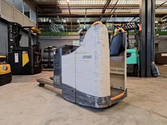 Niederhubwagen Fahrerstand Crown WT3040 2.00