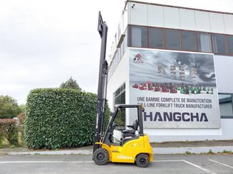 4-Rad Gabelstapler Hangcha XE18i