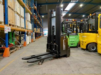 Hochhubwagen mit Deichsel Hochhubwagen mit Deichsel Hangcha CDD12-XT1-SiL