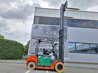 4-Rad Gabelstapler Toyota 8FBMT50 - 9