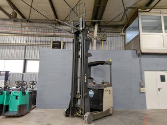 Schubmaststapler Crown ESR 5260