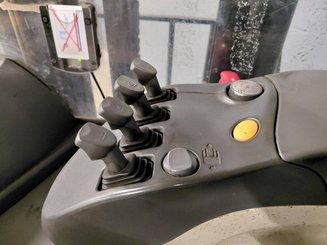 Schubmaststapler Crown ESR 5260