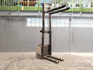 Hochhubwagen mit Deichsel Crown WF3000 1.2 - 6