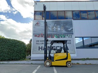 4-Rad Gabelstapler Yale ERP25VL