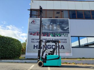3-Rad Gabelstapler Yale ERP18VTL