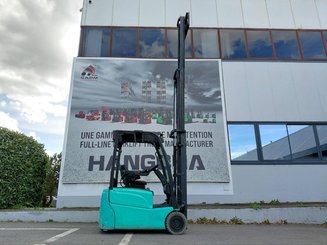 3-Rad Gabelstapler Hyster J160XNT