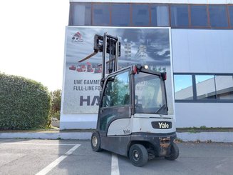 4-Rad Gabelstapler Yale ERP30VL