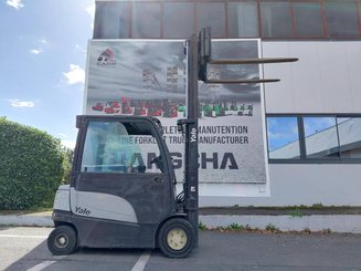 4-Rad Gabelstapler Yale ERP30VL