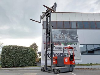 Mehrwege-Seitenstapler AMLIFT 40-15/55