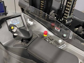 Mehrwege-Schubmaststapler Mitsubishi RBM25 N3