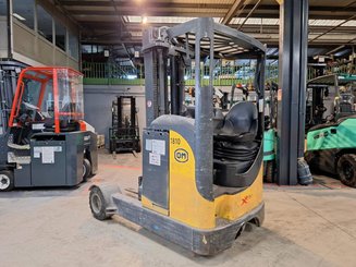 Schubmaststapler OM XRS20AC 
