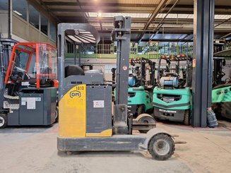 Schubmaststapler OM XRS20AC 