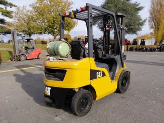 4-Rad Gabelstapler Caterpillar GP25N