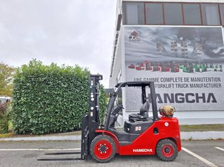 4-Rad Gabelstapler Hangcha XF30G