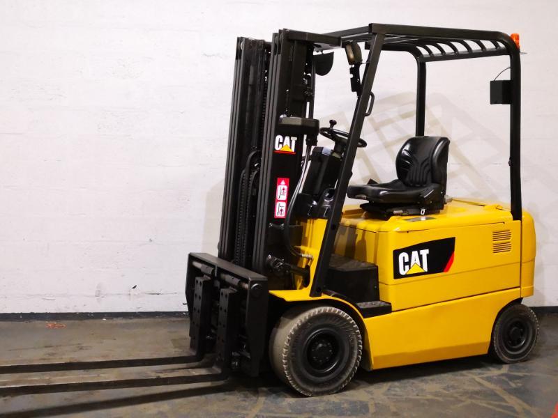 4-Rad Gabelstapler Caterpillar EP25K-PAC - 1