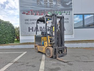 4-Rad Gabelstapler Caterpillar EC25N