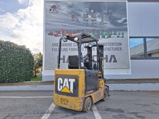 4-Rad Gabelstapler Caterpillar EC25N