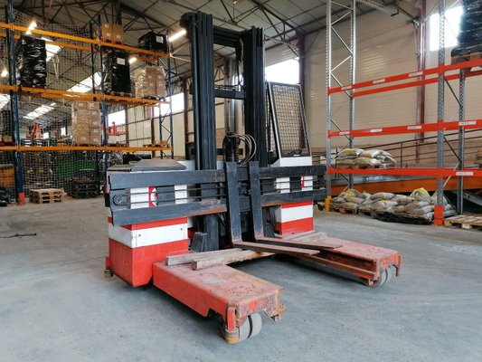 Mehrwege-Seitenstapler Combilift ESA30 - 1