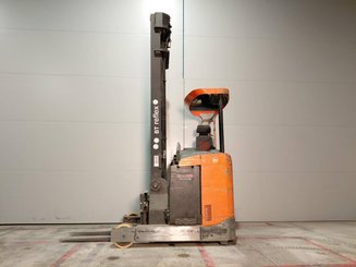 Schubmaststapler BT RRE 160