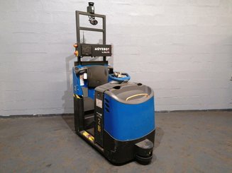 Terminaltraktoren Crown TC3000 - 6