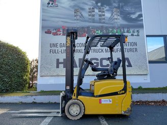 Elektrostapler Yale ERP16VT