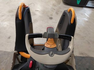 Niederhubwagen Fahrerstand Crown WT3040
