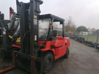 4-Rad Gabelstapler Caterpillar GP45K