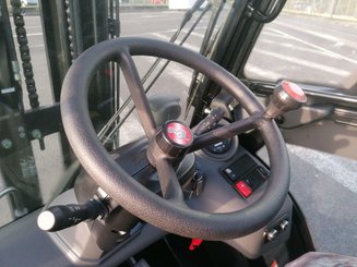 Gebrauchte Semi-Industriestapler Manitou MSI30