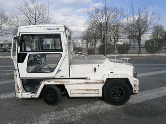 Schlepper Charlatte T135 - 4