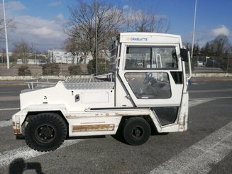 Schlepper Charlatte T135 - 1