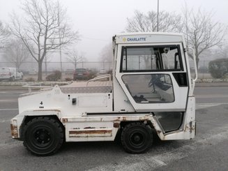 Schlepper Charlatte T135 - 1