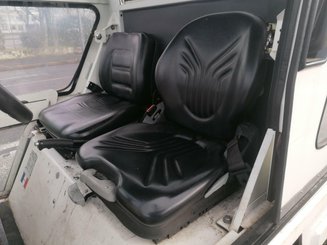 Schlepper Charlatte T135